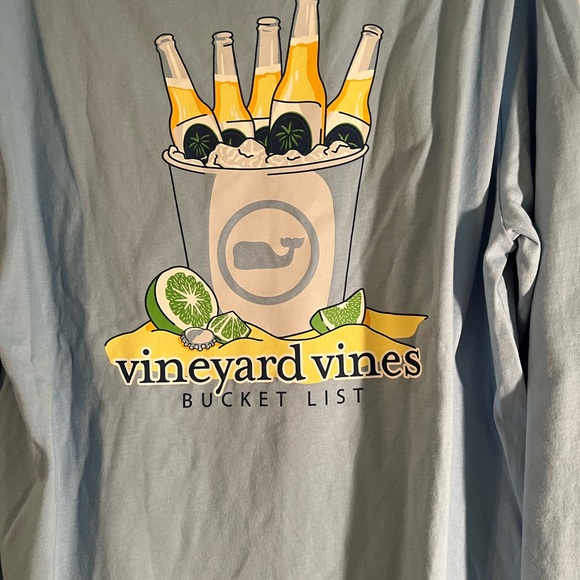 Vineyard Vines long sleeve, size- Large - Picture 3 of 4